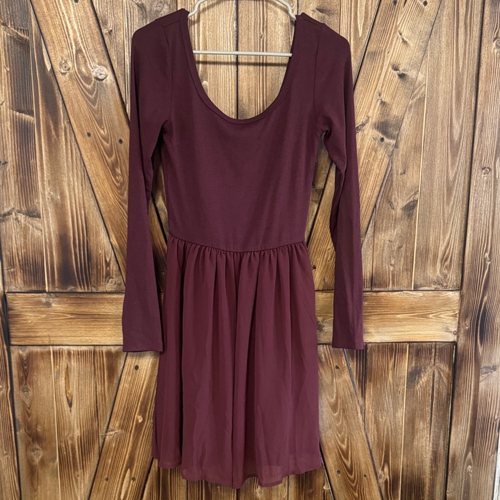 GAP Long Sleeve Scoop Dress in Burgundy Small tall NWT